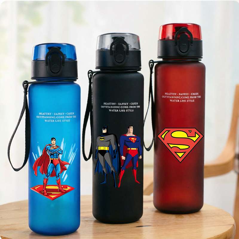 Aquatic Gym - 650ml Superman Sporttrinkflasche für Damen und